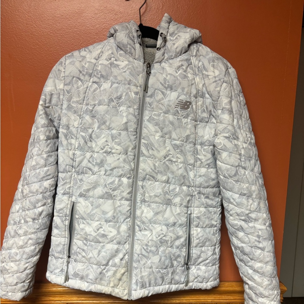 New Balance Puffer Jacket Womens Size M